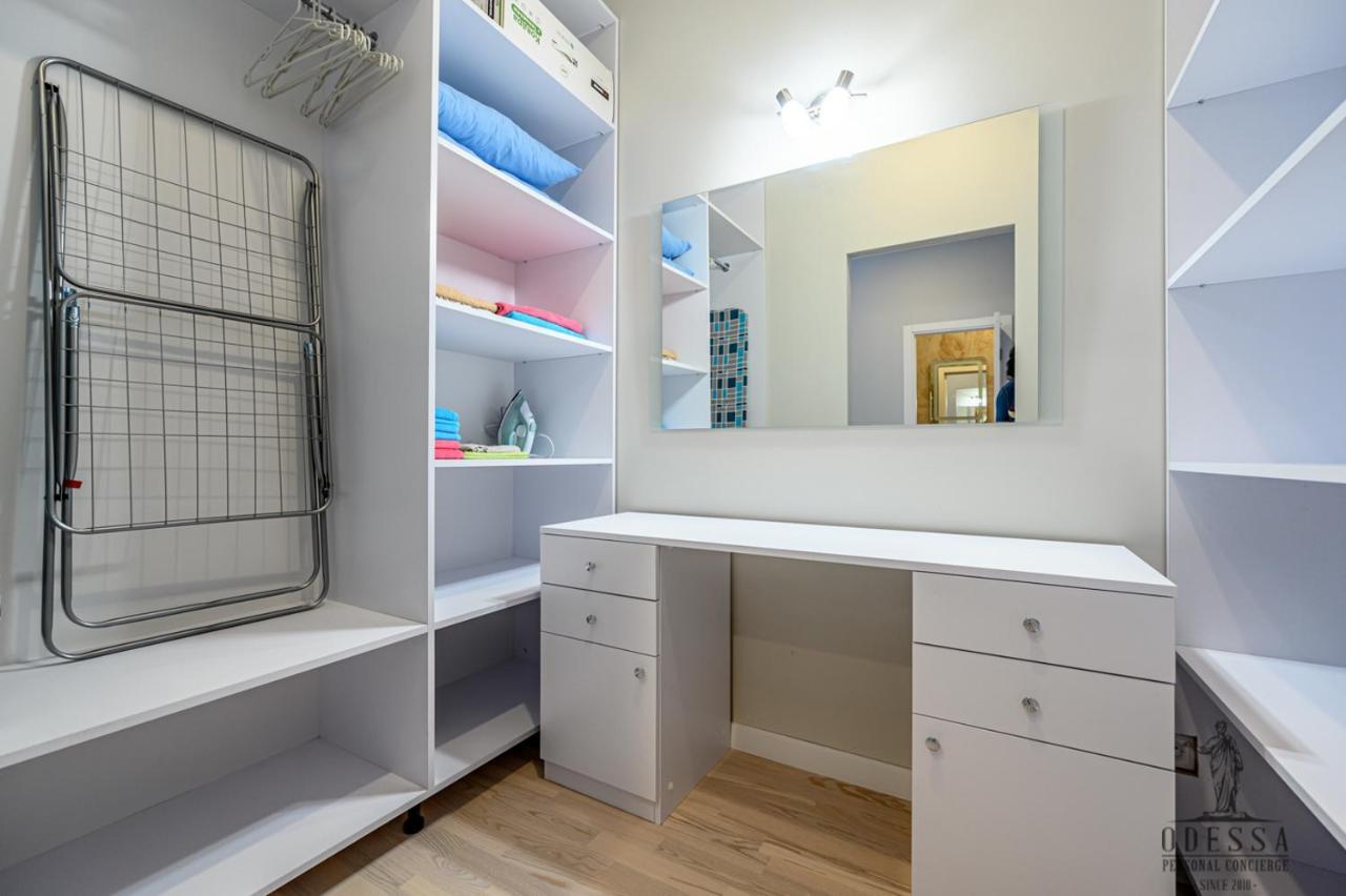 City Center New House Odessa Zewnętrze zdjęcie